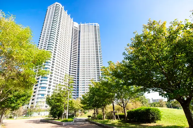 タワーマンションの高額維持コスト、将来への不安